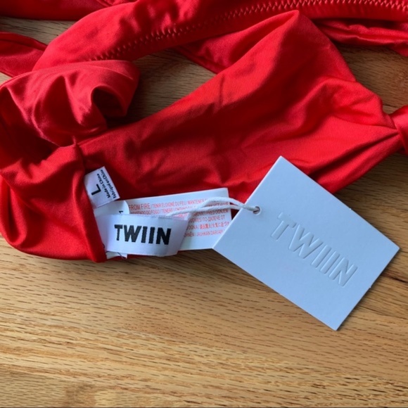 NWT TWIIN Pamela Knot Bikini Top Red L - Picture 9 of 16